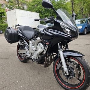 Yamaha FZ6 Fazer - 2005 DE INCHIRIAT - MOTO FOR RENT