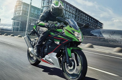 KAWASAKI NINJA 125