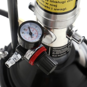 Pompa de gresat actionata pneumatic recipient 15L KraftDele KD1444 TBC