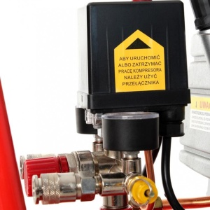 Compresor de aer capacitate 50litri, 2.8kW, 220V debit aer 206 l/min