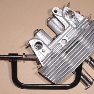 Kit pentru demontat si montat arcurile de la supapa KraftDele KD10213