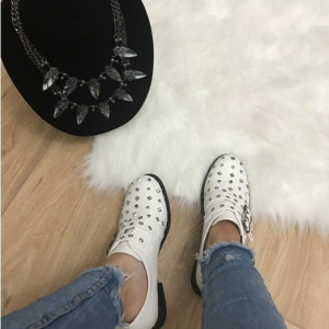 Pantofi dama albi