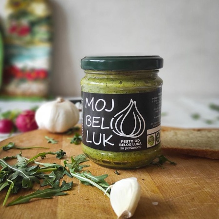 Vrbički beli luk pesto