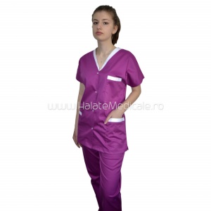 Costum medical dama violet din material subtire usor elastic