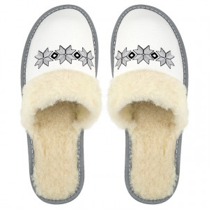 Papuci de Casa din Piele Imblaniti cu Lana de Oaie Model 'Florence' White