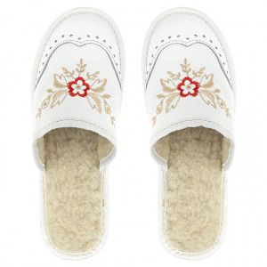 Papuci de Casa din Piele Imblaniti cu Lana Marca Tylbut Model 'London Culture' White