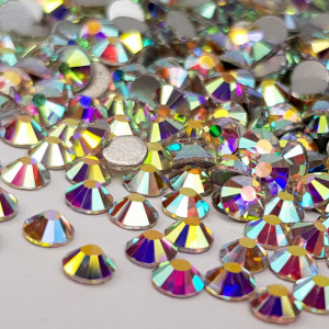 Pietricele Unghii Tip Swarovski cu Reflexii Multicolore Marime SS 16 Cantitate 1440 Buc