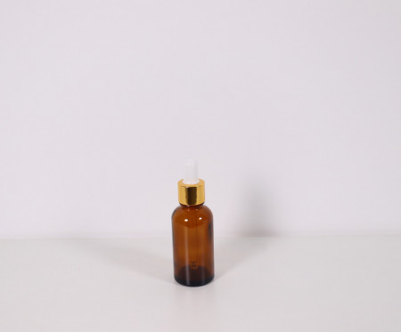 Recipient aromaterapie din sticla bruna cu pipeta 30ml 