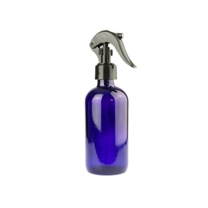 Recipient 125 ml din sticla albastra cu spray pulverizator