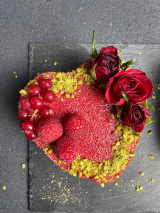 Tort raw-vegan inimă ”Love me” 400g