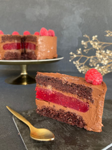 Tort vegan chocolate sponge