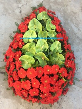 Coroane Funerare Bucuresti Gerbera Rosie si Medalion Anthurium