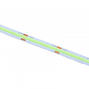 Banda COB LED verde, flexibila, cu 252 LED-uri pe metru si putere de 12W/m pentru a crea un decor luminos si modern.