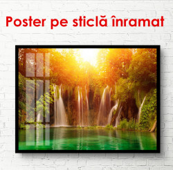 Poster, Cascada frumoasă în lumina soarelui