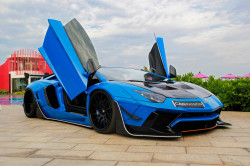 Tablou modular, Lamborghini albastru