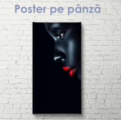 Poster, Portret la modă al unei fete cu pielea închisă la culoare