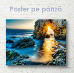 Poster, Răsăritul soarelui peste orizontul îndepărtat