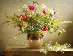 Tablou modular, Un buchet de flori de vară într-o vază