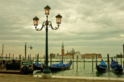 Fototapet, Felinar pe fundalul Canalului venețian