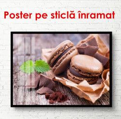 Poster, Biscuiți cu macaron de ciocolată pe masă