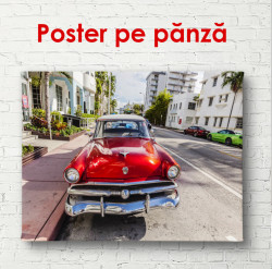 Poster, Mașina frumoasa roșie vintage în curte