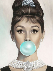 Tablou, Audrey Hepburn cu gumă de mestecat