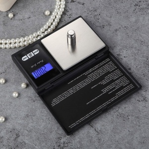 Cantar digital de precizie, prevazut cu capac de protectie, precizie 0.01 gr