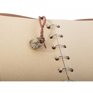 Jurnal de calatorie cu legatori din piele, A6, 150x100 mm, 70 file perforate, Maro Inchis