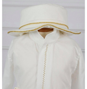 costum elegant pentru botez