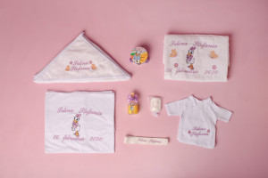 TRUSOU BOTEZ DAISY DUCK