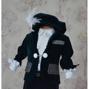 costum elegant pentru botez