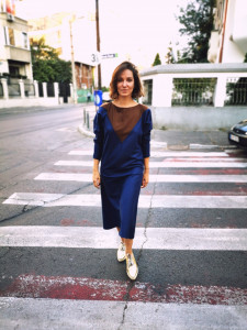 Give without expecting anything in return! Dress