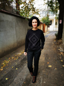 Bluza Cusută cu un motiv, pentru ea