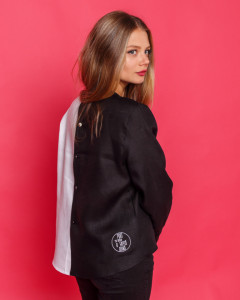 Bluza Unui mic detaliu: Atitudinea