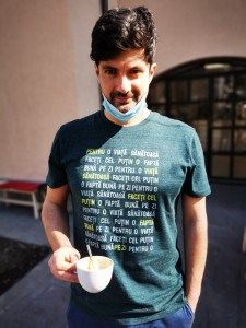 TRICOU EL "PENTRU O VIAȚĂ SĂNĂTOASĂ FACEȚI CEL PUȚIN O FAPTĂ BUNĂ PE ZI" (MODEL E)