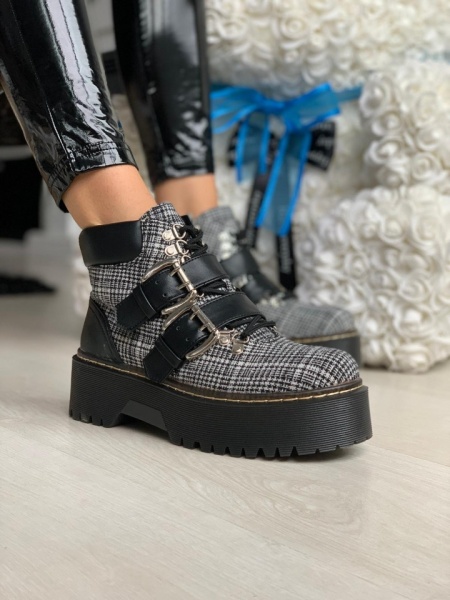 Ghete cod: 2AD-94 Black