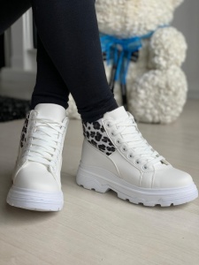 Ghete cod: LA-900 White