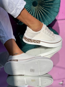 Pantofi Sport Cod: CL2301-2 White