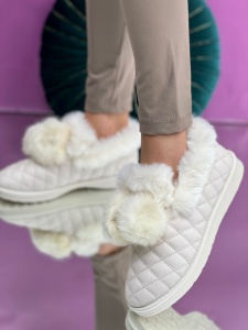 Ghete scurte Cod: ND7711-1White