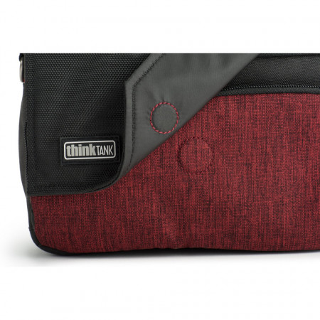 Think Tank Mirrorless Mover 10 - Deep Red - geanta foto