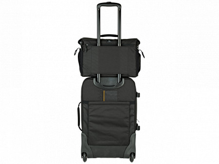 Lowepro Nova 200 AW II (black) geanta foto