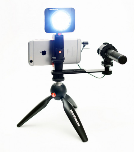 Manfrotto Kit pentru Vlogger cu minitrepied, microfon si LED 8
