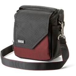 Think Tank Mirrorless Mover 10 - Deep Red - geanta foto