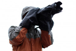 Think Tank Hydrophobia Flash 70-200 - husa ploaie