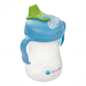 Cană de tranziție cu cioc de silicon B.Box, 240 ml, +4 luni, albastru