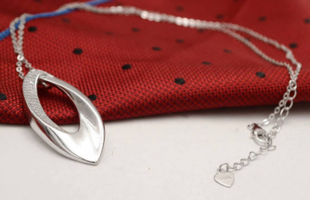 Pandantiv cu lantisor din argint --Tear Drop--