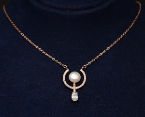 Colier argint 925 Pearls & Crystals Hoops ARG332A