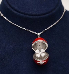 Colier Cu Lantisor Din Argint -- FABERGE Red--ARG300