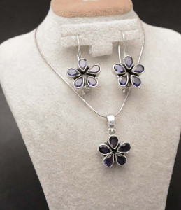 Set Argint Lantisor, Pandativ Si Cercei Rodiat Cu Piatra Safir SET315A