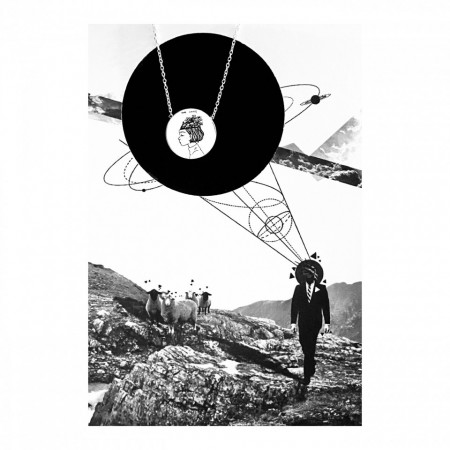 The chaos necklace